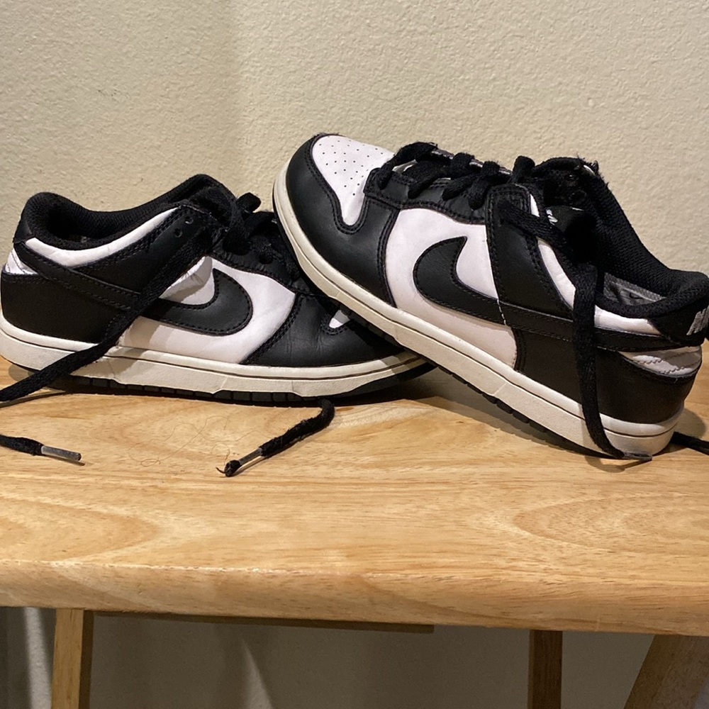 Nike dunks - Picture 2 of 2